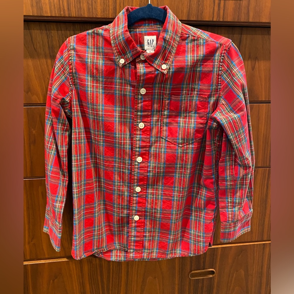 Gap boys plaid Oxford holiday shirt EUC size 6-7